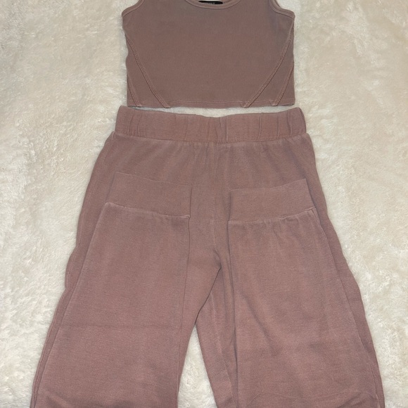 mauve tank top and jogger set - Picture 2 of 5